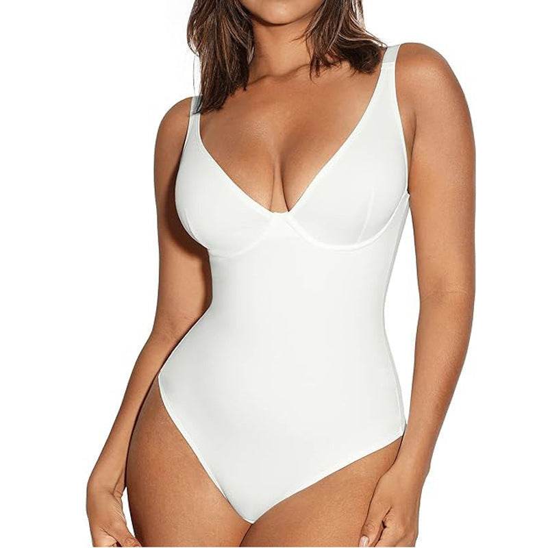 Woman wearing a breathable shaping-bodysuit Silueta Parisienne™ for instant body sculpting and comfort